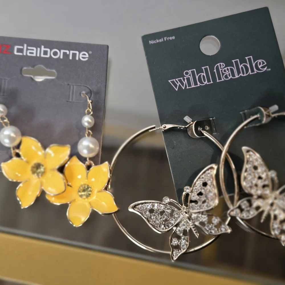 Spring Earring Bundle - Picture 1 of 2